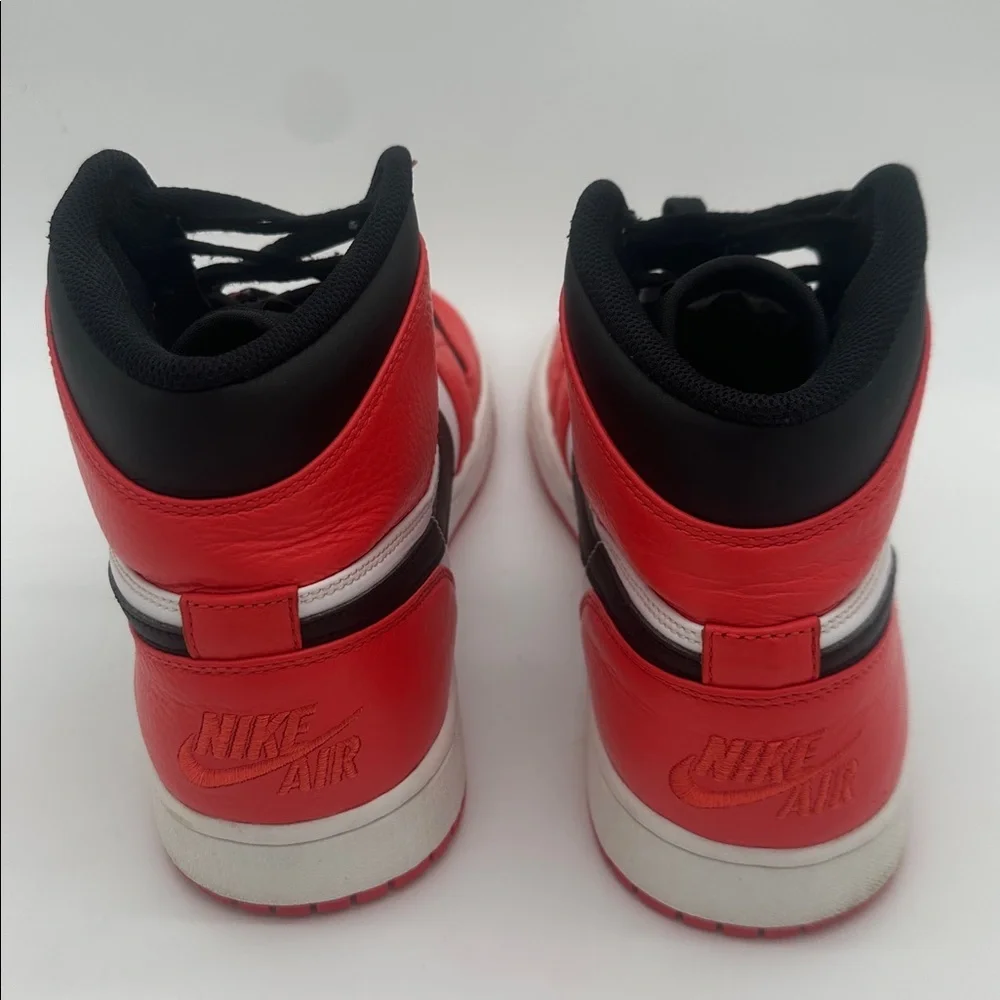 Nike Air Jordan 1 Retro 